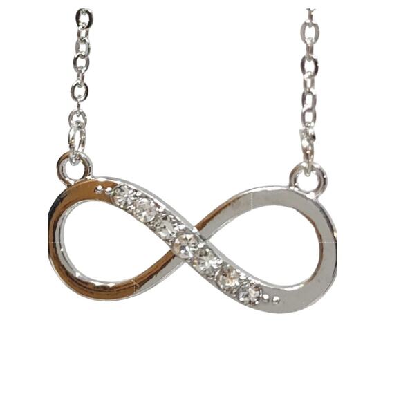Beautiful Silver Infinity Necklace Made with Brilliant Swarovski‎ Crystals - Picture 5 of 12